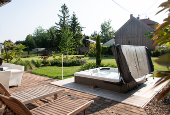 Installer un spa dans son jardin – ambiance bien être garantie